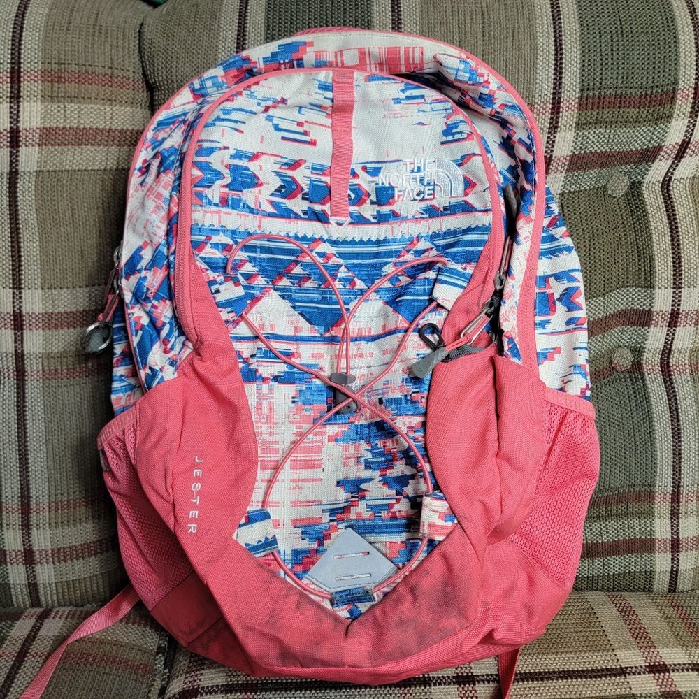 The North Face Jester Womens Pink Backpack Aztec Print Camping Hiking Outdoors